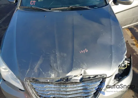 2013 Chrysler 200 Lx из США, поврежденный, VIN 1C3CCBAB1DN711395